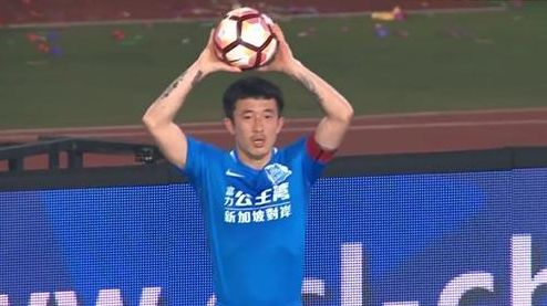 27岁的德国后卫科雷尔本赛季为西汉姆出场12次，他的合同2026年到期。